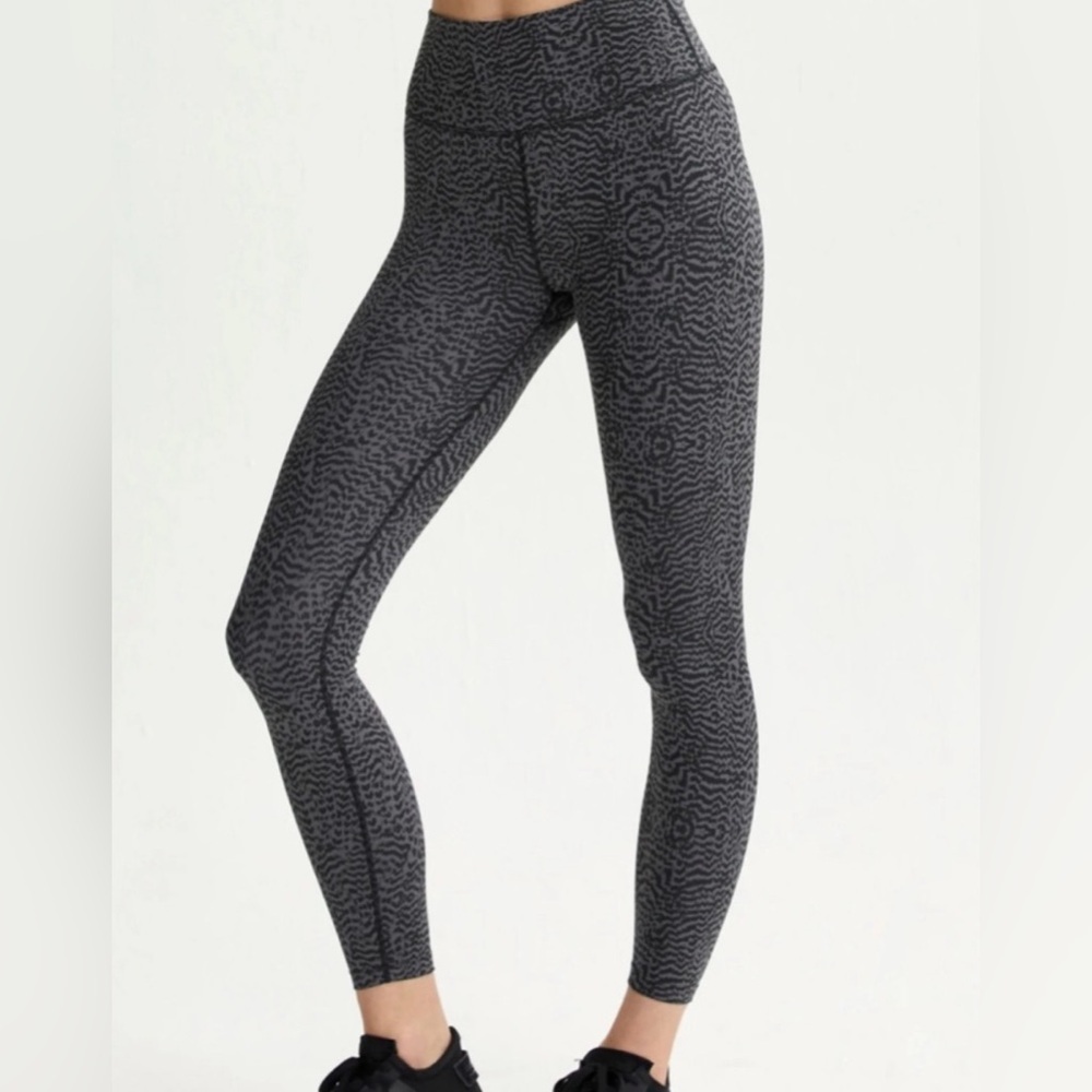 EUC Varley Leggings